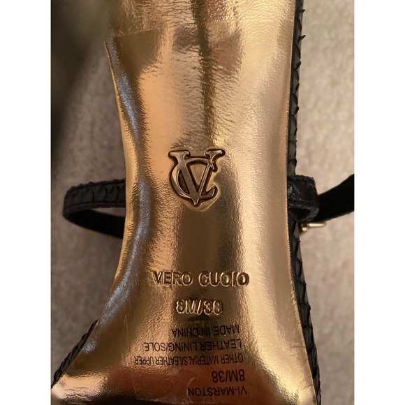 Vince Camuto - Picture 5 of 6